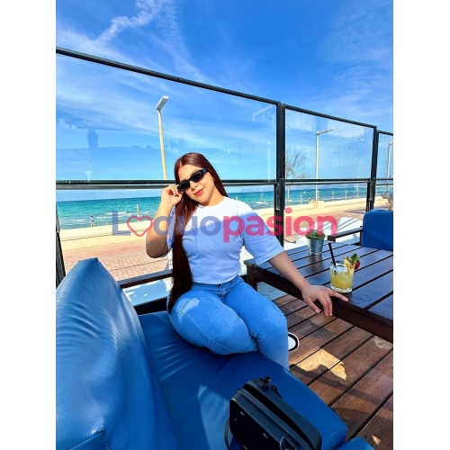 CLOE UNA LATINA MUY DIVERTIDA 1